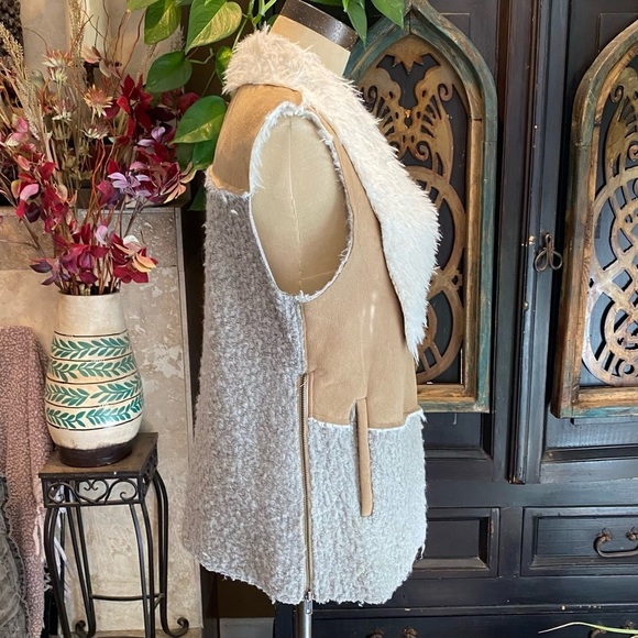 Anthropologie Sunday Monday Sherpa Moto Jacket Vest - Picture 12 of 15